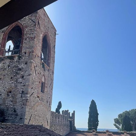 Incantevole Appartamento Moniga del Garda Exterior foto