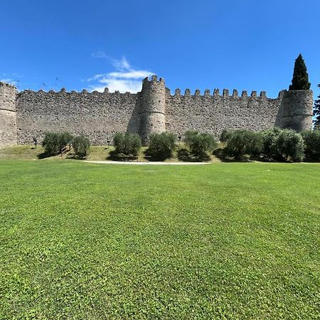 Incantevole Appartamento Moniga del Garda Exterior foto
